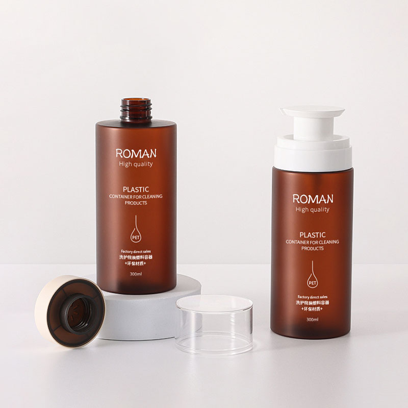 শ্যাম্পু হেয়ার কন্ডিশনার লোশন তেলের জন্য পাম্প ডিসপেনসার লিক প্রুফ বড় খালি ক্লিয়ার অ্যাম্বার সিলিন্ডার সহ প্লাস্টিকের বোতল