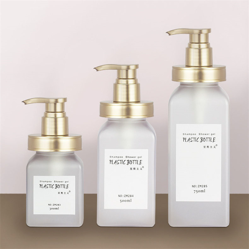 300ml 500ml 700ml লাক্সারি কসমেটিক প্যাকেজিং ফ্রস্টেড সফট সারফেস টাচ স্কুইজ বডি লোশন ওয়াশ হোটেল শ্যাম্পু বোতল সোনার রোজ পাম্প সহ 300ml 500ml 700ml লাক্সারি কসমেটিক প্যাকেজিং ফ্রস্টেড সফট সারফেস টাচ স্কুইজ বডি লোশন ওয়াশ হোটেল শ্যাম্পু বোতল সোনার রোজ পাম্প সহ