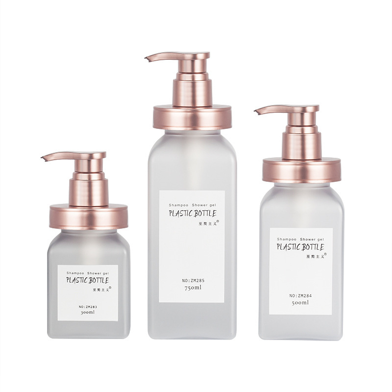 300ml 500ml 700ml লাক্সারি কসমেটিক প্যাকেজিং ফ্রস্টেড সফট সারফেস টাচ স্কুইজ বডি লোশন ওয়াশ হোটেল শ্যাম্পু বোতল সোনার রোজ পাম্প সহ 300ml 500ml 700ml লাক্সারি কসমেটিক প্যাকেজিং ফ্রস্টেড সফট সারফেস টাচ স্কুইজ বডি লোশন ওয়াশ হোটেল শ্যাম্পু বোতল সোনার রোজ পাম্প সহ