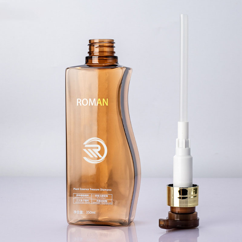 চুলের যত্ন শ্যাম্পু কন্ডিশনার বা ফেস ক্রিম ব্যবহারের জন্য পাম্প সহ নির্ভরযোগ্য 350ml 500ml কার্ভ-আকৃতির অ্যাম্বার পেট প্লাস্টিক খালি বডি লোশন বোতল চুলের যত্ন শ্যাম্পু কন্ডিশনার বা ফেস ক্রিম ব্যবহারের জন্য পাম্প সহ নির্ভরযোগ্য 350ml 500ml কার্ভ-আকৃতির অ্যাম্বার পেট প্লাস্টিক খালি বডি লোশন বোতল